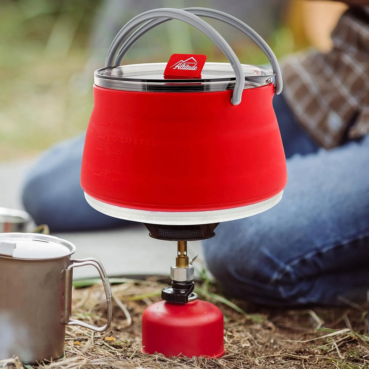 Collapsible 1L Red Travel Kettle U40821