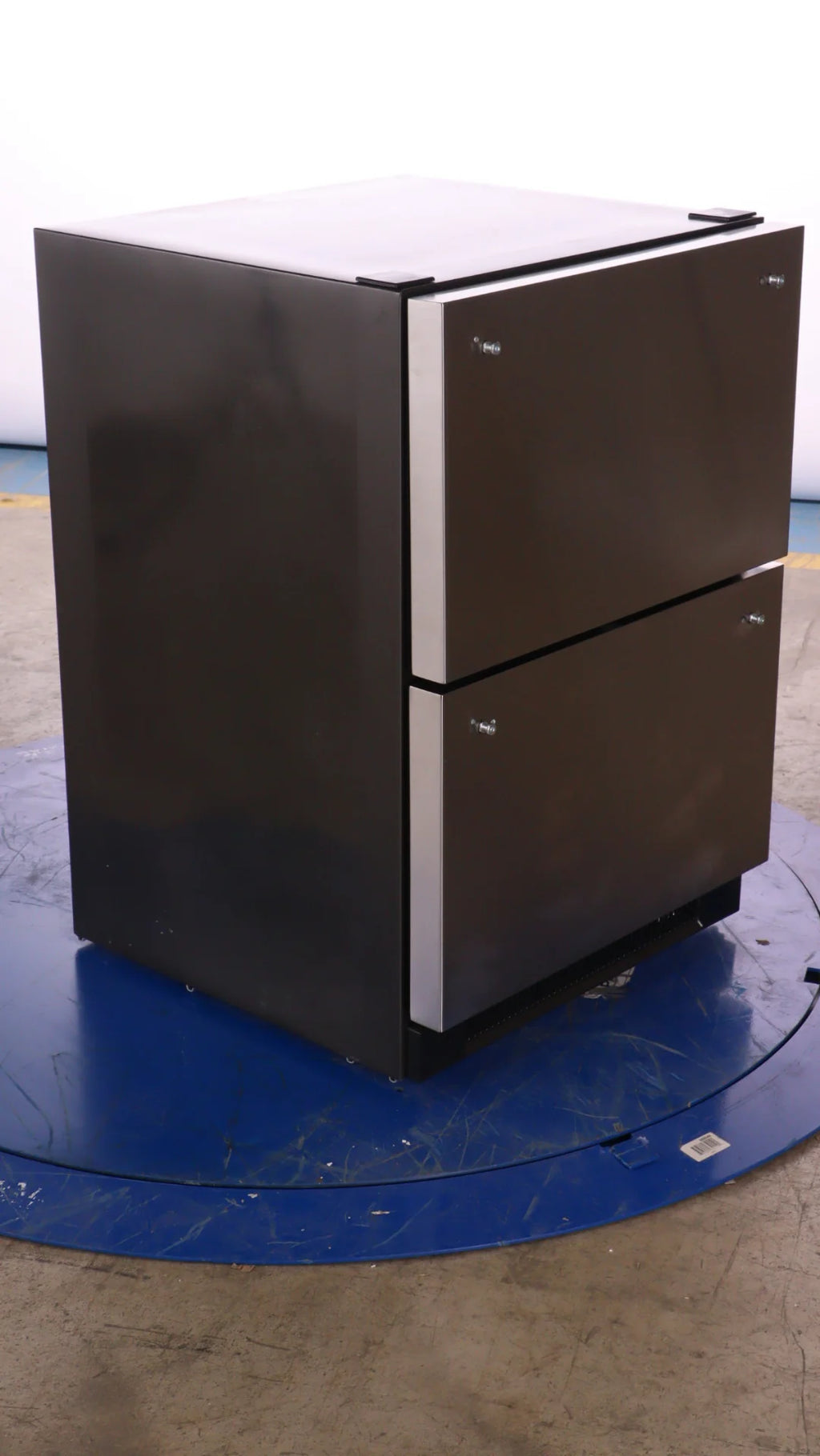5.7 Cu. Ft. Built-In Dual-Drawer Refrigerator Stainless Steel V232