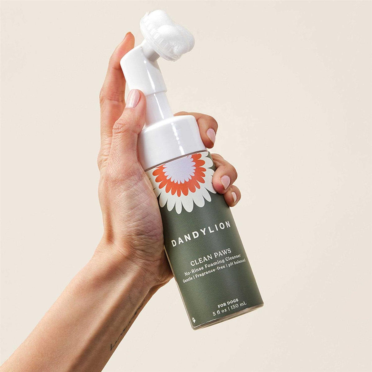 No-Rinse Foaming Cleanser for Dogs C906